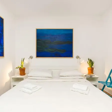 Art Apartment 