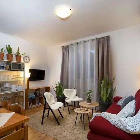 Art Apartment 