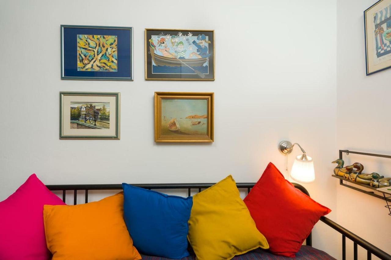 Apartment Art 